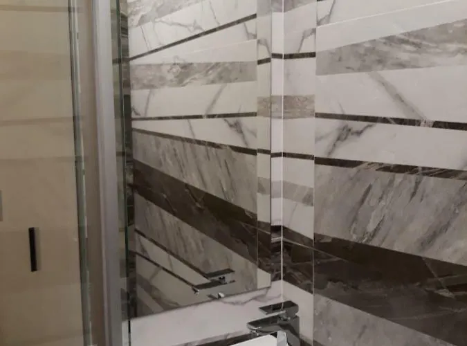 アパート Light In The Heart *