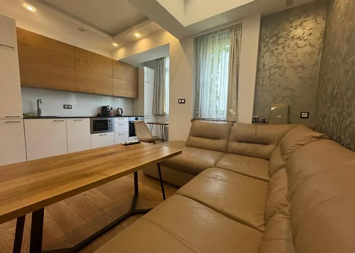 Apartment Light In The Heart *